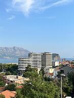 Hotel Atina by ENTOPYA