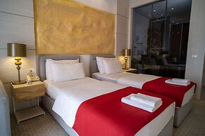 Hotel Atina by ENTOPYA