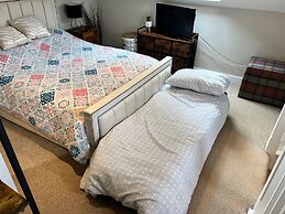 Rural Cottage-full Kitchen-pets Ok-paddock