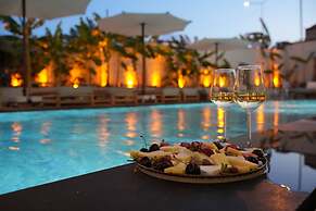 Q Alacati Otel