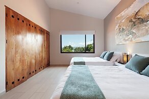 Villa Camila Unmatched Lake Views