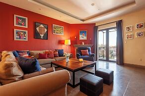 Caracol 37 Luxury Condo