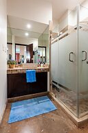 Caracol 37 Luxury Condo