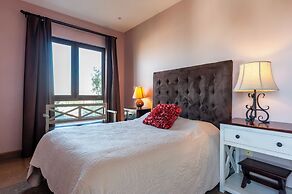 Caracol 37 Luxury Condo
