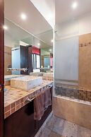 Caracol 37 Luxury Condo
