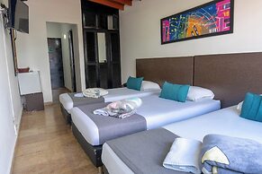 HOTEL CASA BLANCA