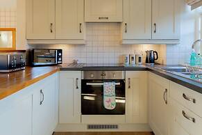 Jasmine Cottage-2BD in Heart of Bourton