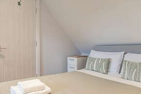 Bright&Spacious 3BD in Centre of Bourton