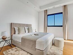 Sanders Crystal 2 Limassol