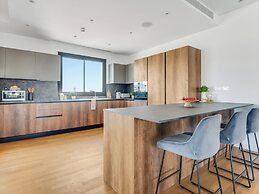 Sanders Crystal 2 Limassol