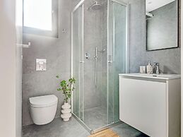 Sanders Crystal 2 Limassol