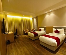 The White IBIS A Boutique Hotel