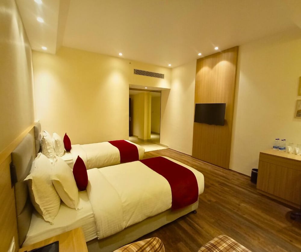The White IBIS A Boutique Hotel