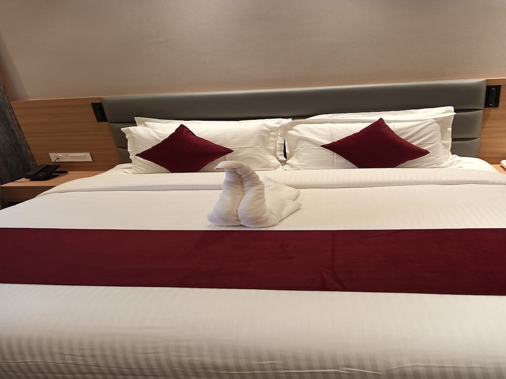 The White IBIS A Boutique Hotel