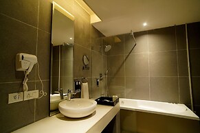 Hotel Sakura Gold