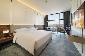 Nova M Hotel Edge By Rotana