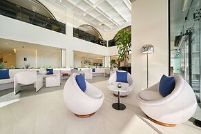 Nova M Hotel Edge By Rotana