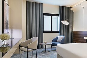 Nova M Hotel Edge By Rotana