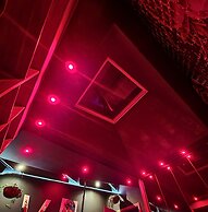 AKA LOVE ROOM
