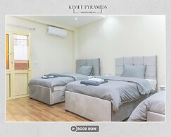 Pyramids Lodge