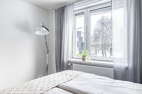 Bright 1BR Apartment next to the Beach