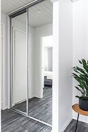 Bright 1BR Apartment next to the Beach