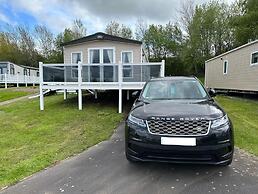 Craig Taravan Sleeps 4 With Private Decking