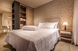 Houze Residences – By AVA Rentals.