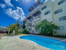 Cute Apartment Only Steps From the Beach