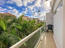 Beautiful 2 BR Apartment With BBQ
