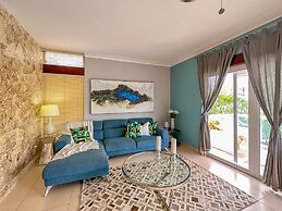 Beautiful 2 BR Apartment With BBQ