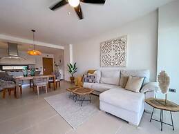 Incredibly Beautiful Condo Just Steps to the Beach