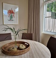 Luxurious Sea Point Apartment