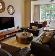 Luxurious Sea Point Apartment