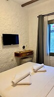 The Comelly Alaçatı