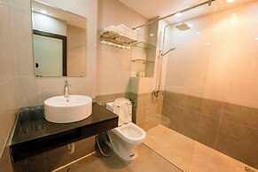 Azoma Hotel