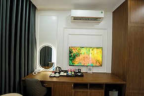 Azoma Hotel