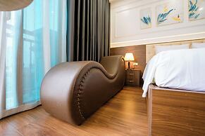 Azoma Hotel