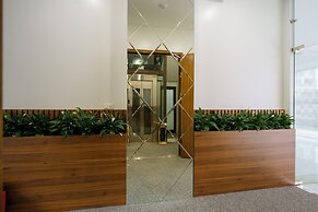 Azoma Hotel