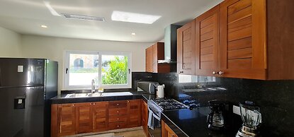 CASA REYES Stunning Rooftop Oceanview
