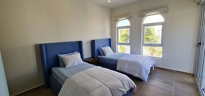 CASA REYES Stunning Rooftop Oceanview
