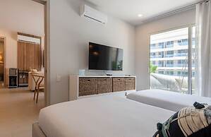 Armonía Luxe Condo Experience