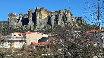 Tsikaris Guesthouse