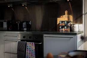 Stylish Grade II Apartment - The London