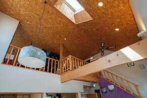 RONIN LODGE