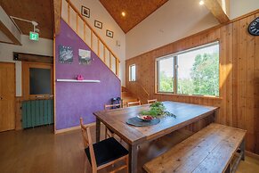 RONIN LODGE