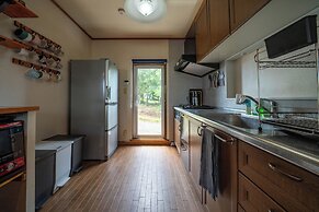 RONIN LODGE