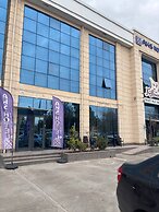 AKS HOTEL