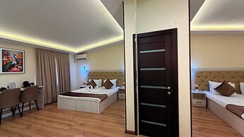 AKS HOTEL