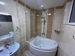 AKS HOTEL